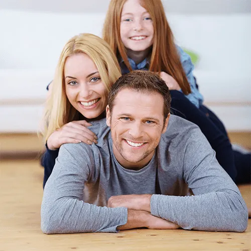About-us Happy family | Discount Carpet Warehouse